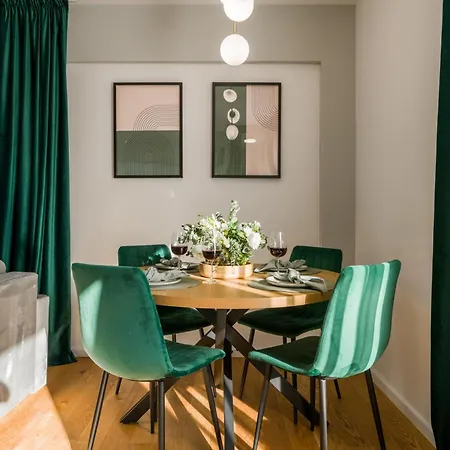 Mido With Private Parking & Self-check-in Apartment Bucharest