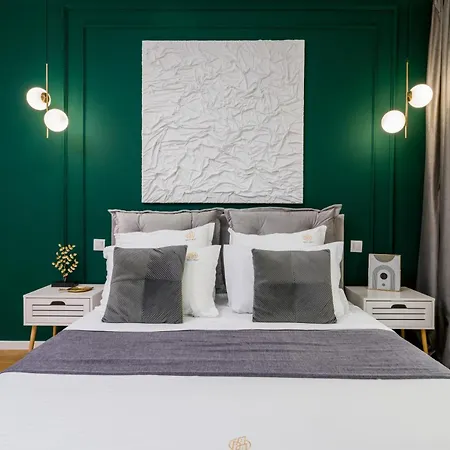 Mido With Private Parking & Self-check-in * Bucharest