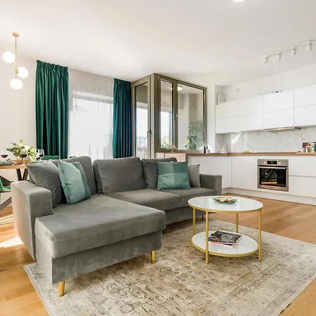 Apartment Mido With Private Parking & Self-check-in *