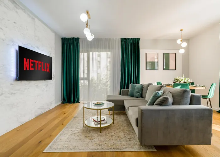 Mido With Private Parking & Self-check-in *