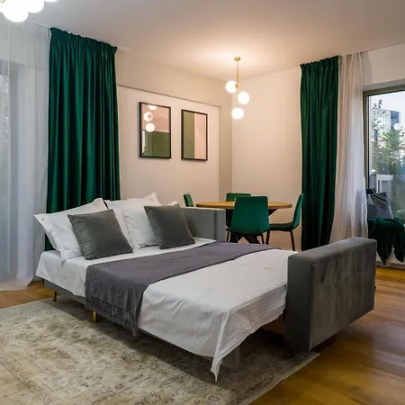 Mido With Private Parking & Self-check-in דירה *