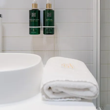 דירה Mido With Private Parking & Self-check-in