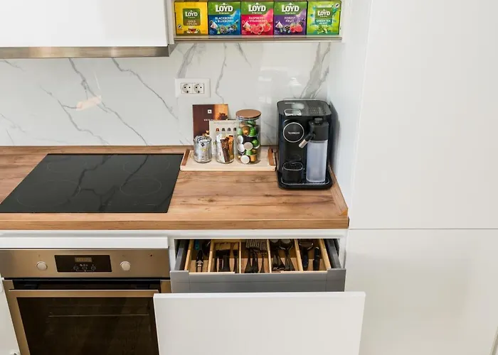 Mido With Private Parking & Self-check-in شقة بوخارست